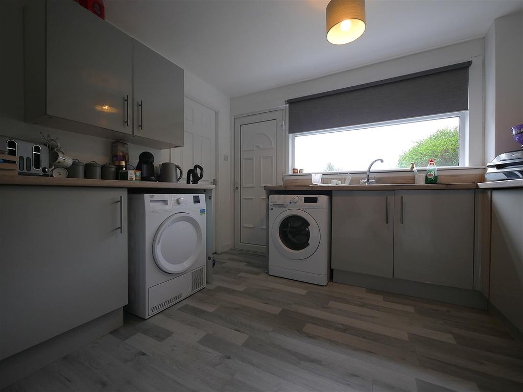 Additional image 4 of 2 bed terraced house to rentFalcon Road, Johnstone PA5