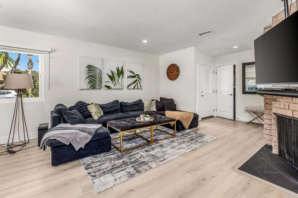 Additional image 35 of 3851 Curtis Street, San Diego, CA 92110