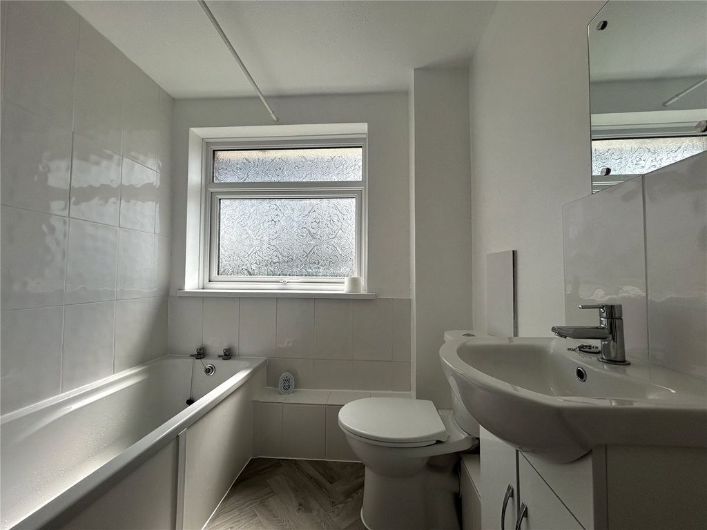 Additional image 10 of 3 bed end terrace house to rentLudlow Close, Bridgwater, Somerset TA6
