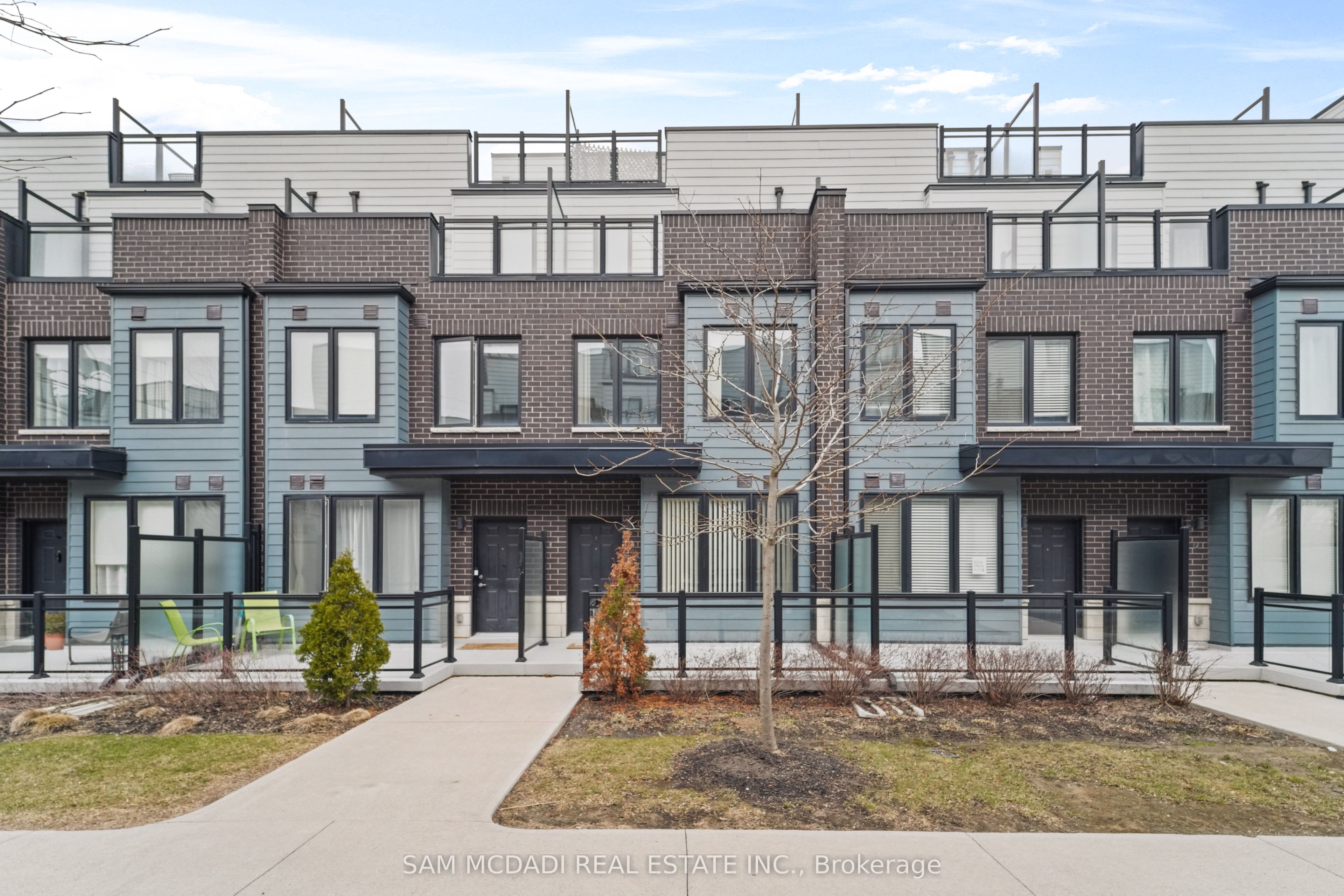 14-1150 Stroud Lane, Mississauga, ON, L5J 1L4
