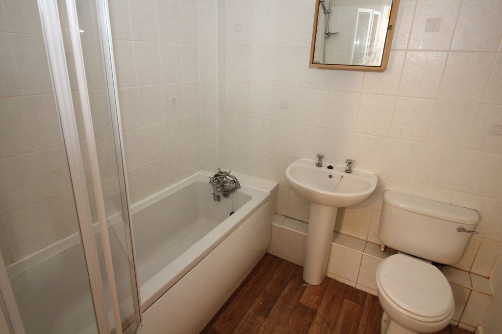 Additional image 8 of Semi-detached house to rentLarkspur Close, Chester, Cheshire West And Ches CH4