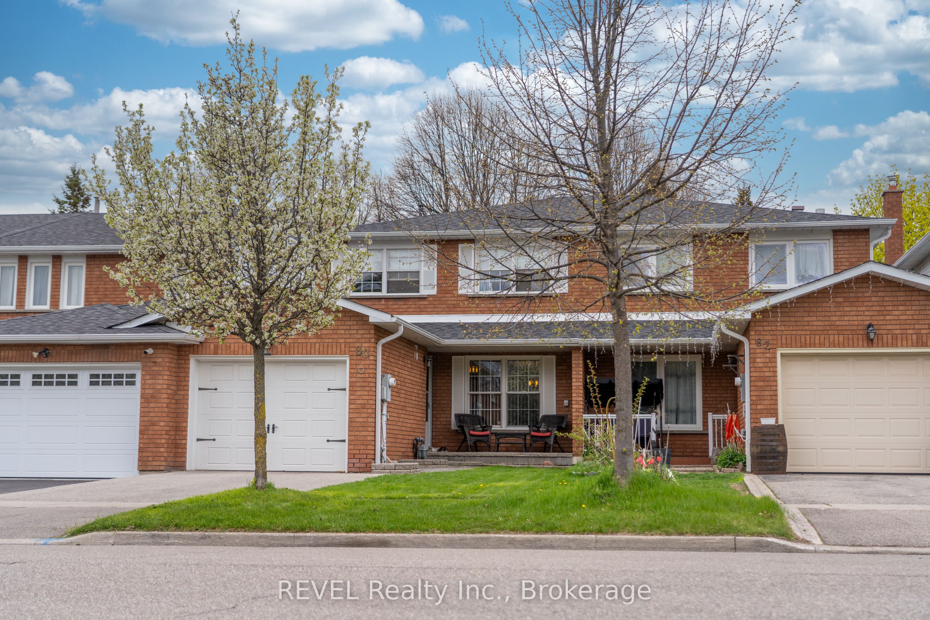 80 Dumfries Avenue, Brampton, ON, L6Z 2X8