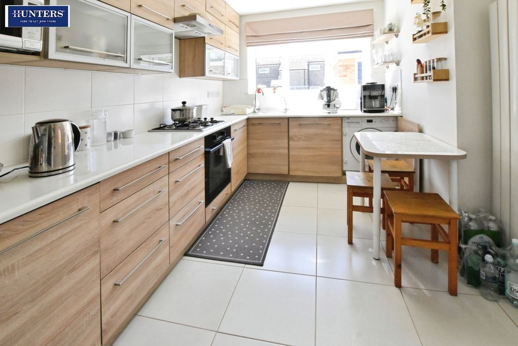 Additional image 4 of 3 bed semi-detached house for salePlymouth Road, Scunthorpe DN17