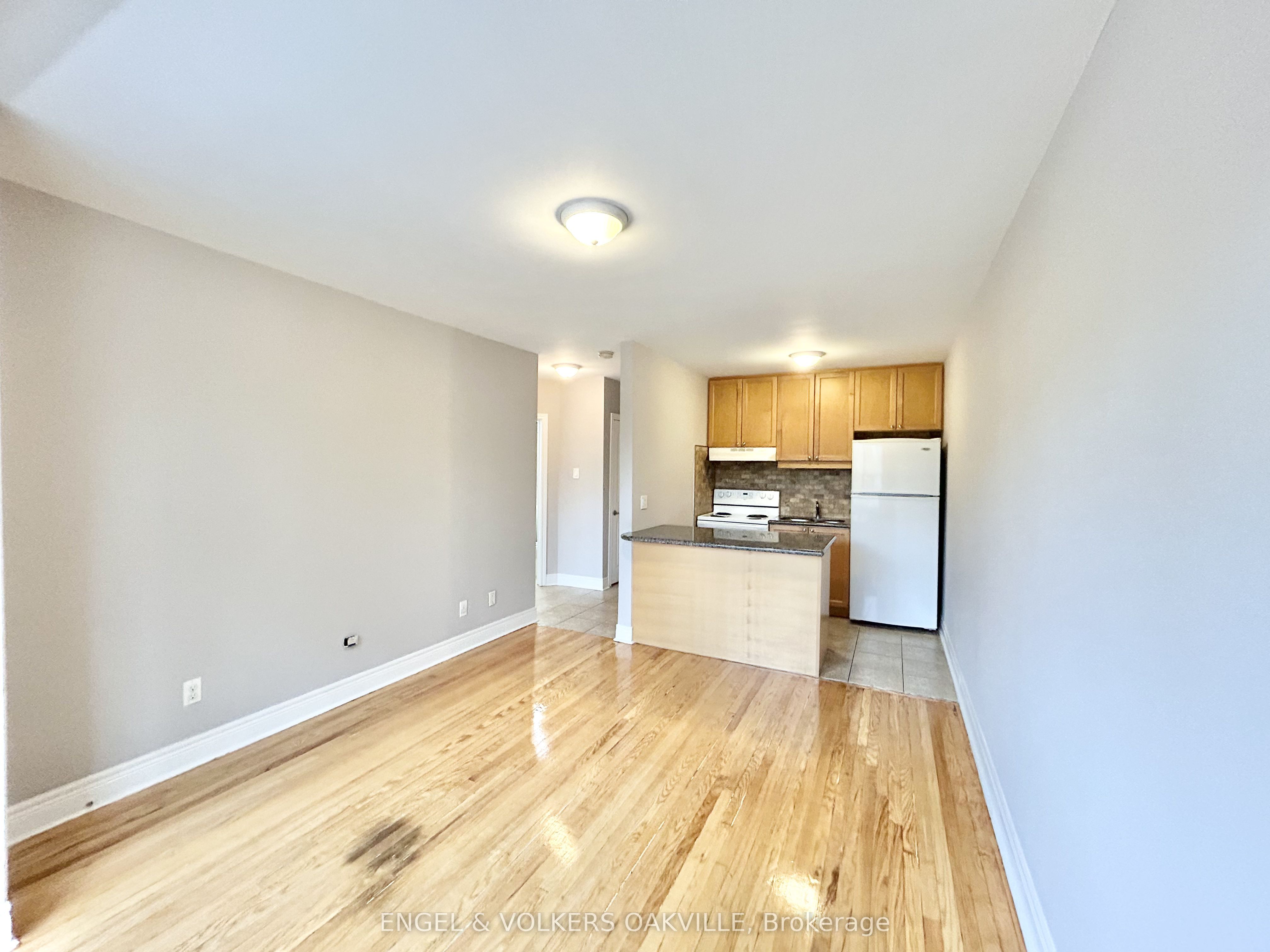 Additional image 4 of 9-90 Twenty Fifth Street, Toronto, ON, M8V 3P9