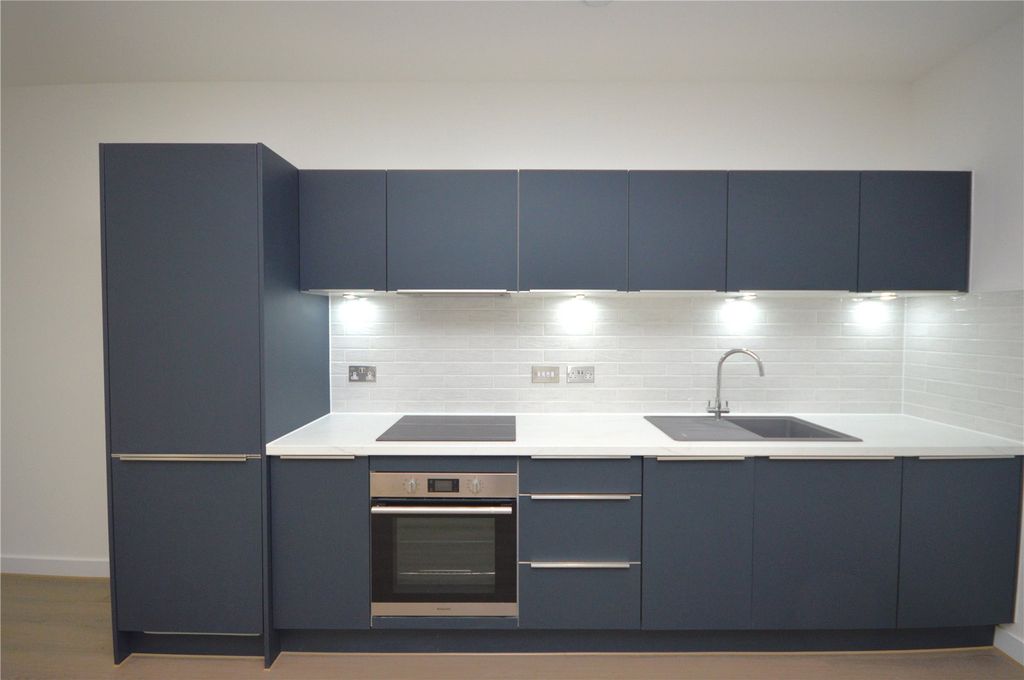 Additional image 3 of 2 bed flat to rentNorth Star House, North Star Avenue, Swindon, Wiltshire SN2