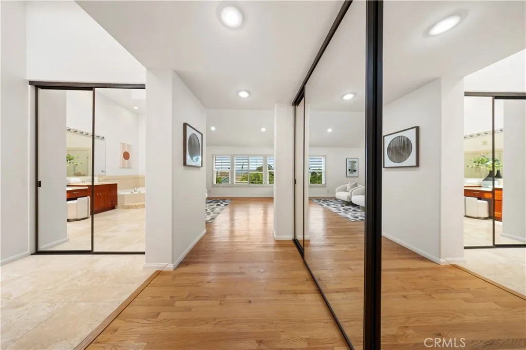 Additional image 82 of 2 Saros Unit 70, Irvine, CA 92603