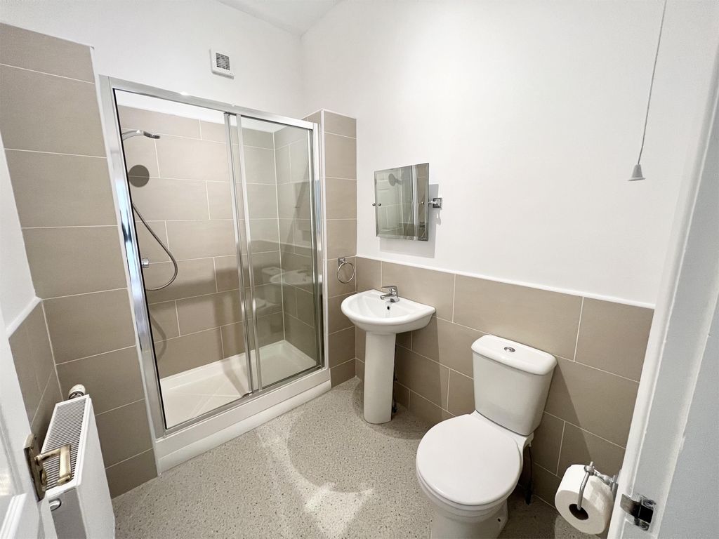 Additional image 9 of 1 bed flat for sale26 Academy Court, Irvine KA12