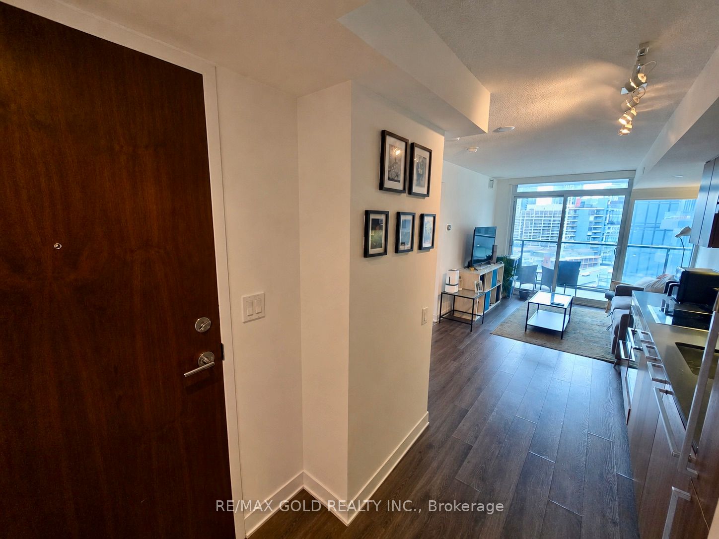 Additional image 3 of 1603-70 Queens Wharf Road, Toronto, ON, M5V 0J2