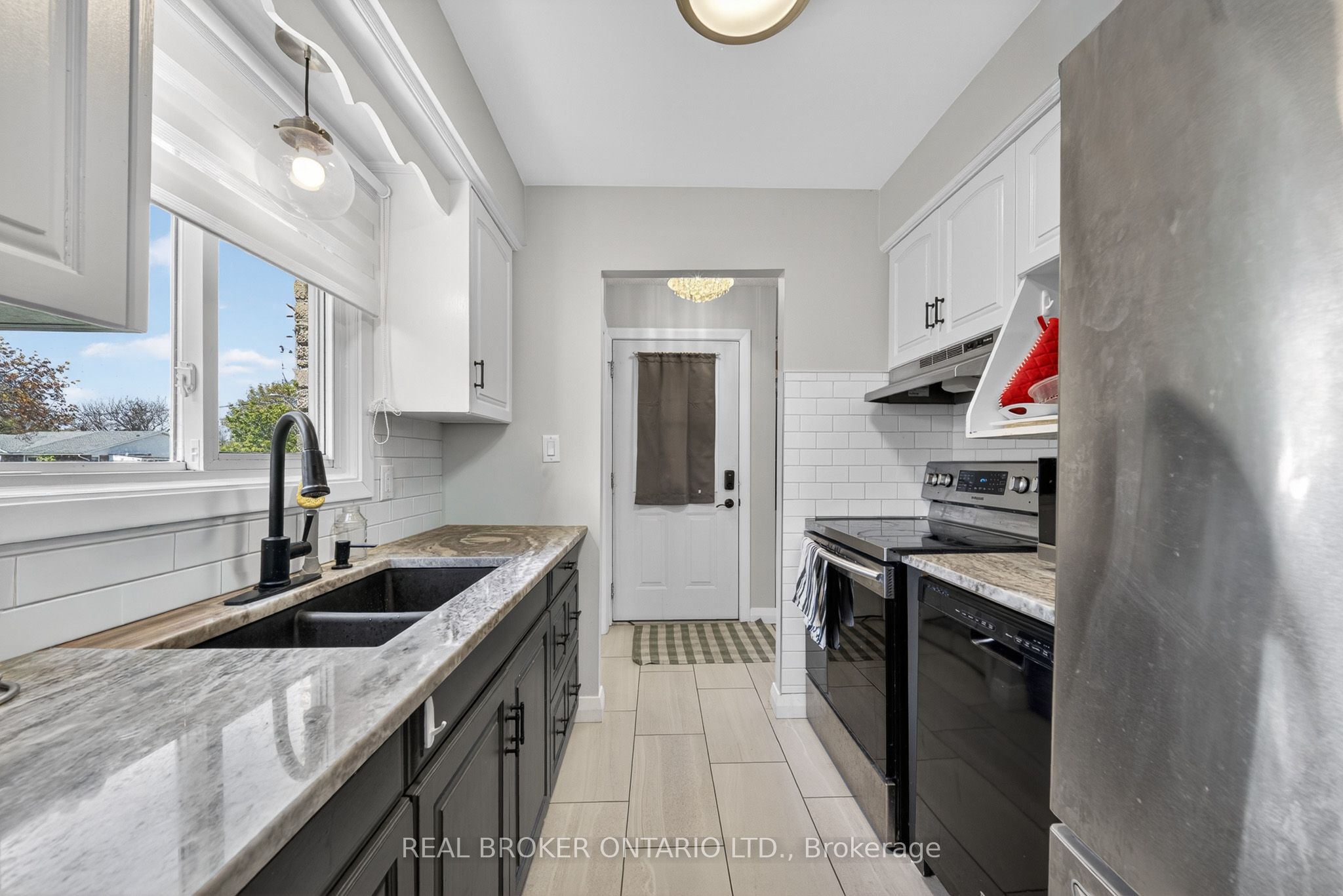 Additional image 4 of 136 Rockwood Avenue, St. Catharines, ON, L2P 3R8