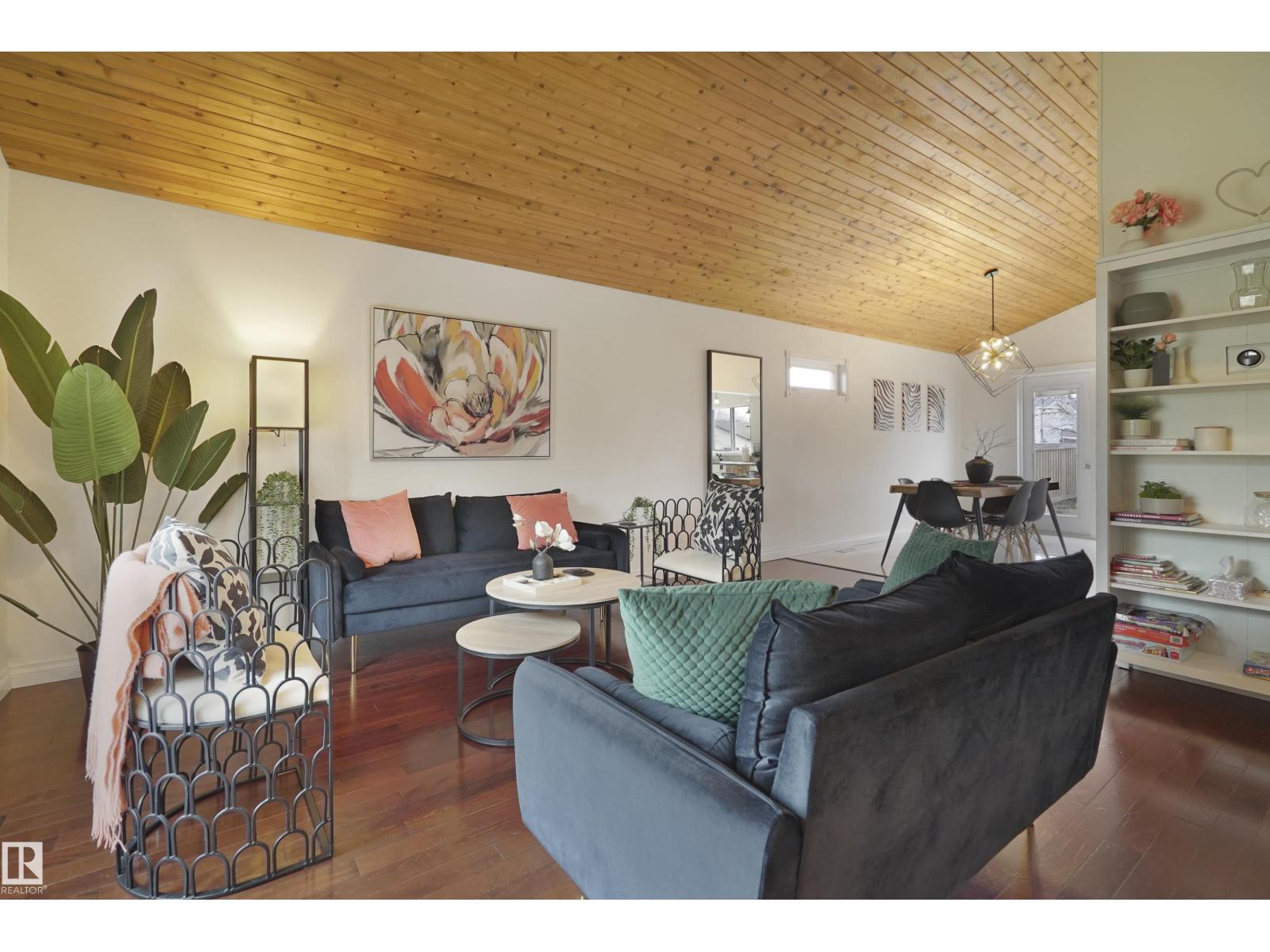 Additional image 3 of 9808 187 Street NW, Edmonton, AB, T5T3E8