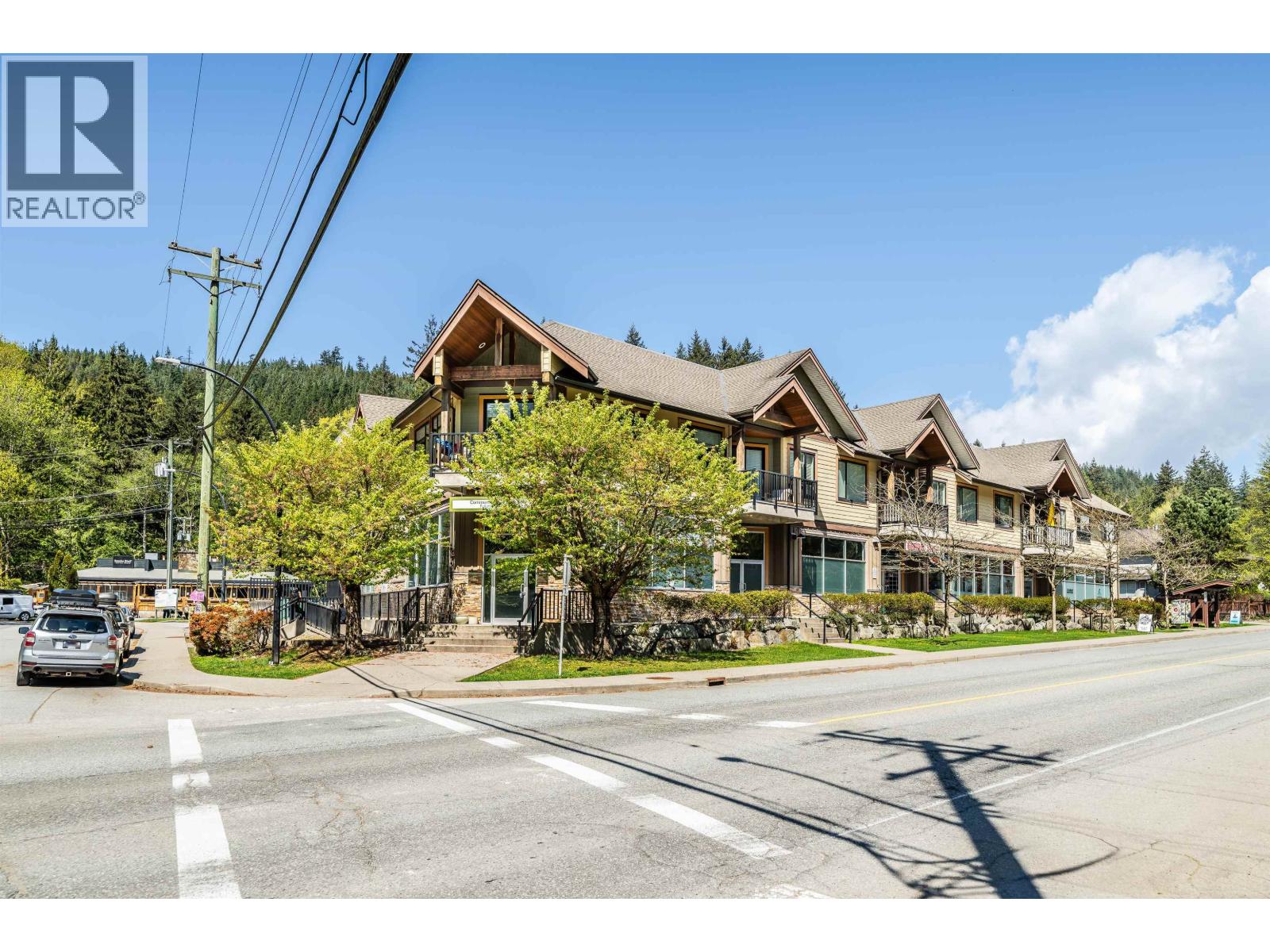 102&103-1909 Maple Drive, Squamish, BC, V8B0T1