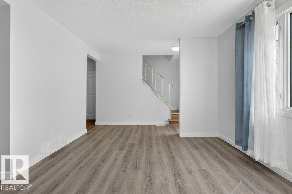 Additional image 5 of 3E Twin Terrace NW, Edmonton, AB, T6K1V4