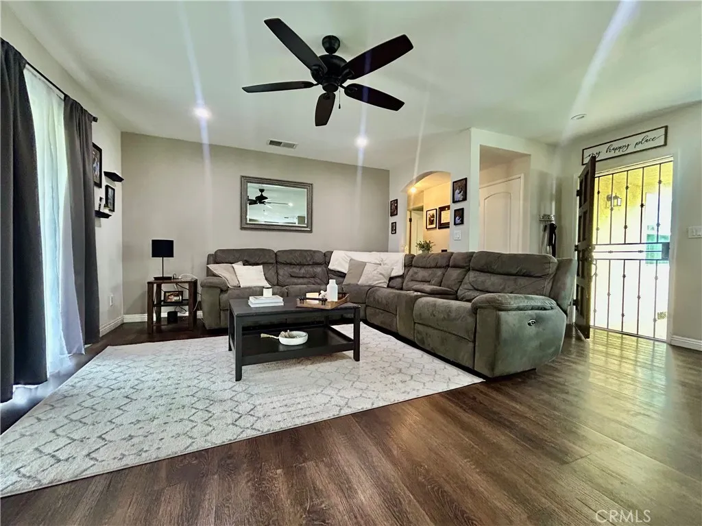Additional image 14 of 205 E Cypress St, Covina, CA 91723