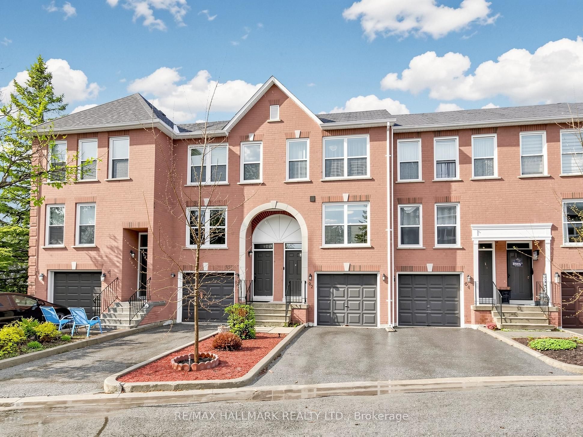 62 Wyatt Lane, Aurora, ON, L4G 7E4