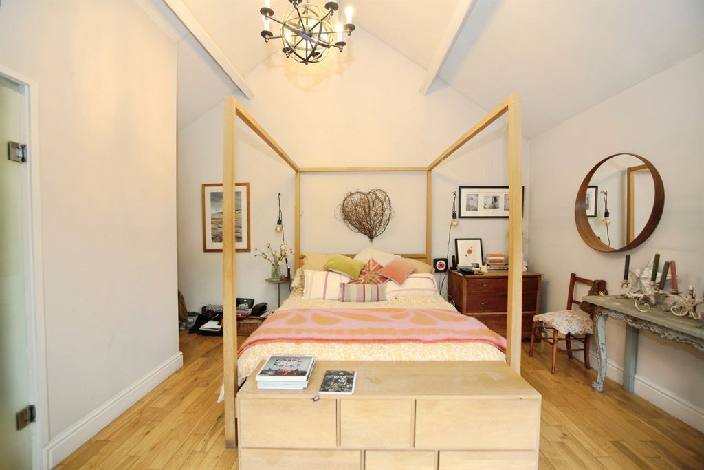 Additional image 17 of 5 bed detached house for saleSchool Road, Miskin, Pontyclun CF72