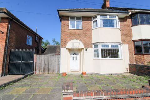 Coplow Avenue, Evington LE5