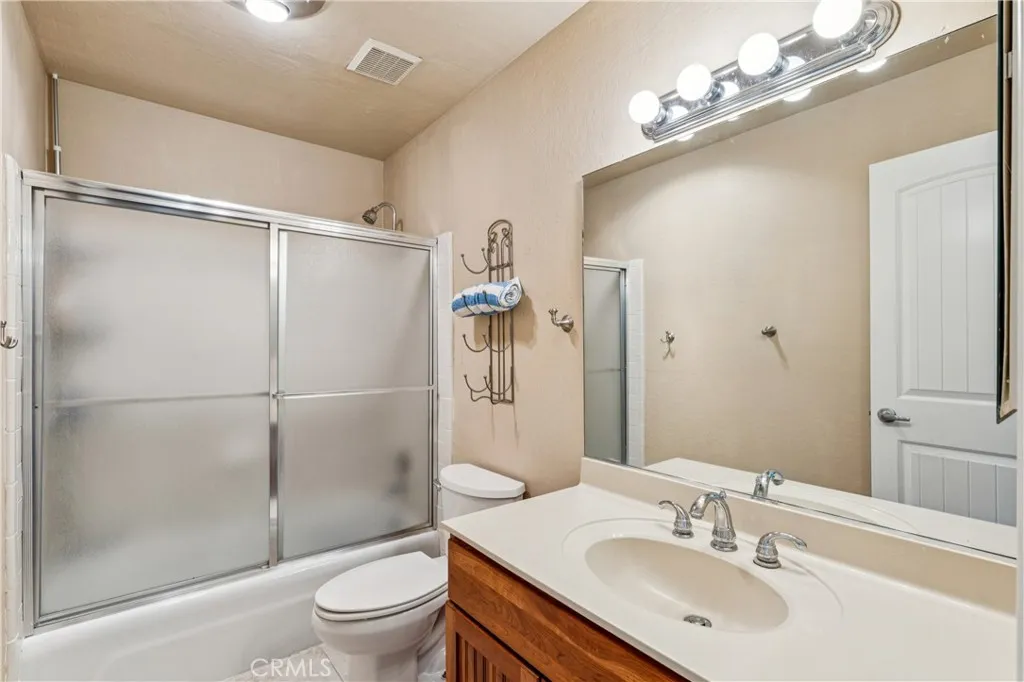 Additional image 45 of 27821 Peninsula Dr N Unit 315, Lake Arrowhead, CA 92352