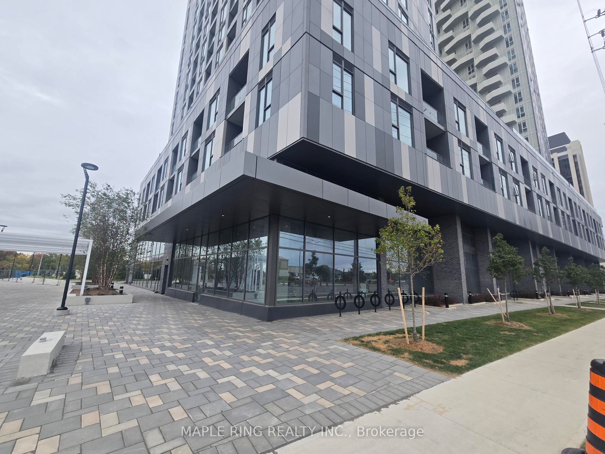 4-9097 Jane Street, Vaughan, ON, L4K 0A4