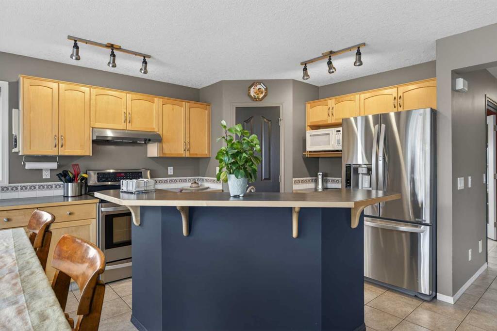 Additional image 4 of 204 Citadel Meadow Close NW, Calgary, AB, T3G 4T4