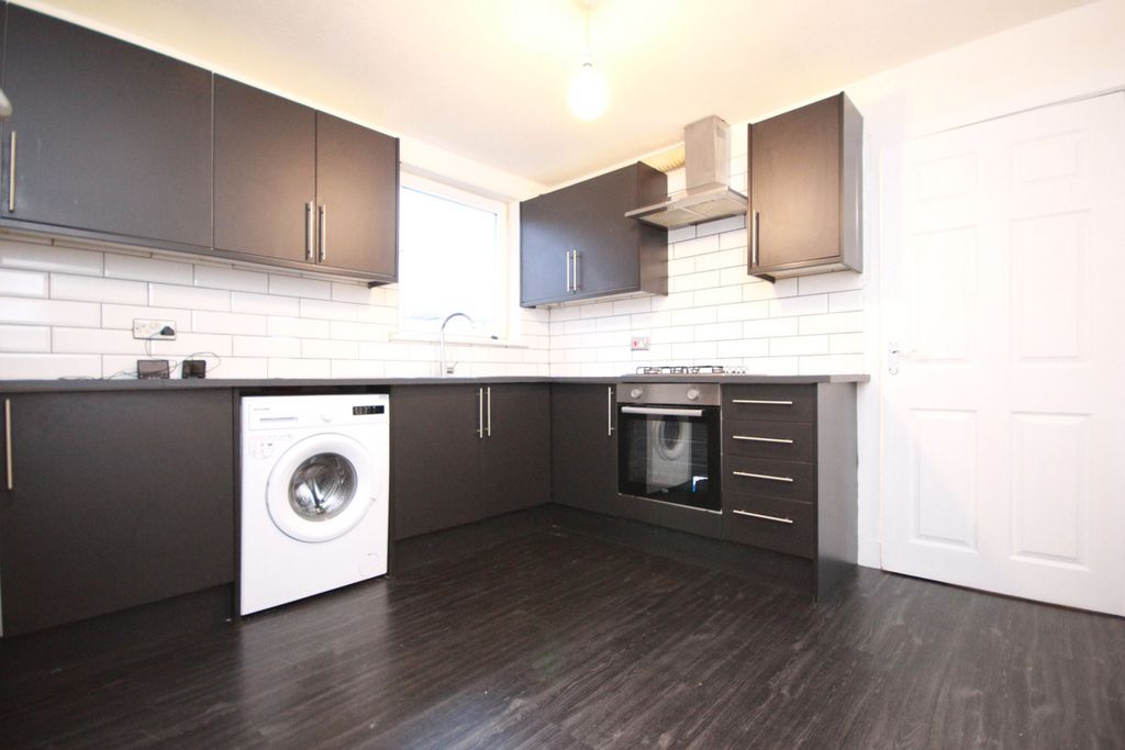 Additional image 4 of 3 bed flat for saleViewbank Avenue, Airdrie ML6