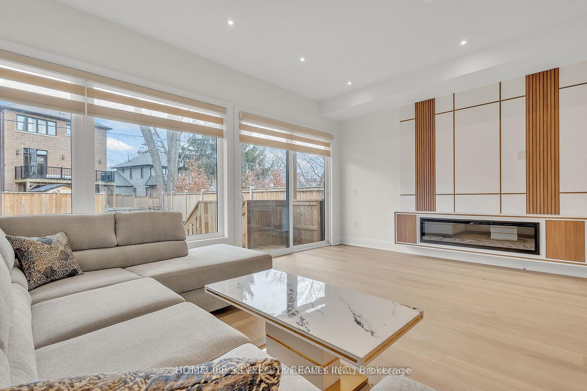 Additional image 4 of 25B Pine Avenue N, Mississauga, ON, L5H 2P9