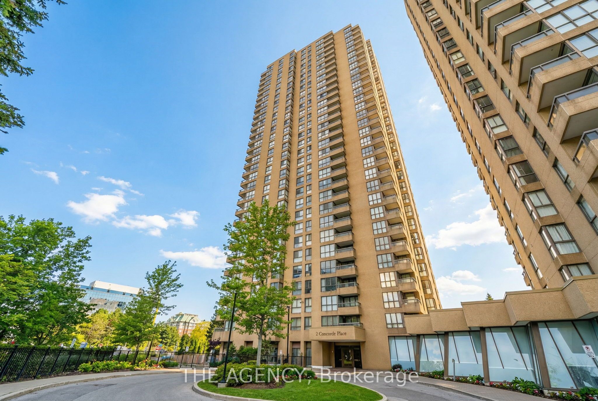 602-3 Concorde Place, Toronto, ON, M3C 3K7