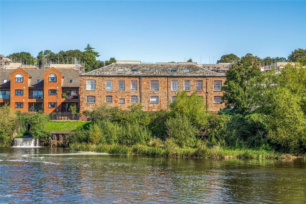 2 bed flat to rentOld Mill Close, St Leonards, Exeter EX2