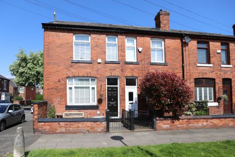 Elizabeth Street, Prestwich M25