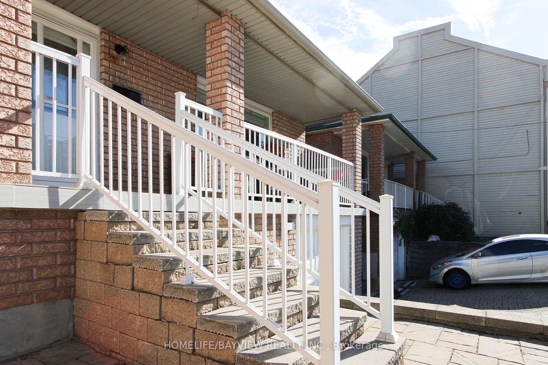 Additional image 4 of Main-128 Cathcart Street, Hamilton, ON, L8L 5A2
