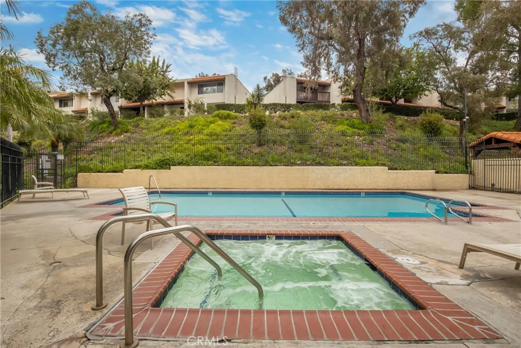 Additional image 26 of 9562 Via Bernardo, Burbank, CA 91504