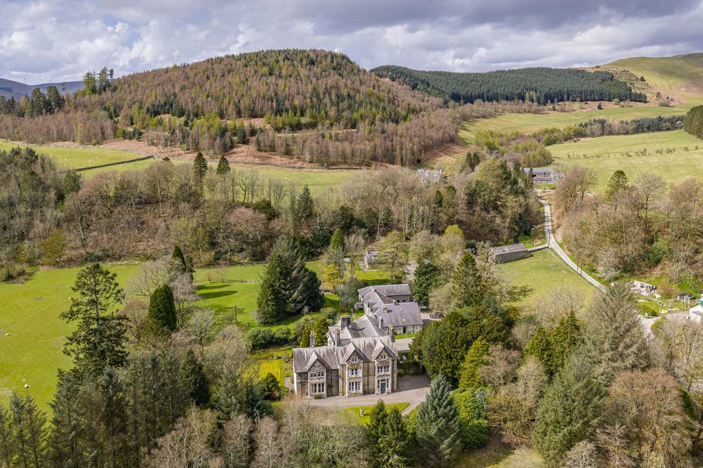Additional image 2 of 7 bed detached house for saleBurnfoot House, Westerkirk, Langholm DG13
