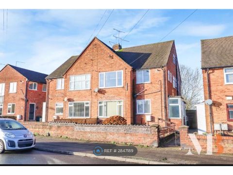 Four Pounds Avenue, Coventry CV5