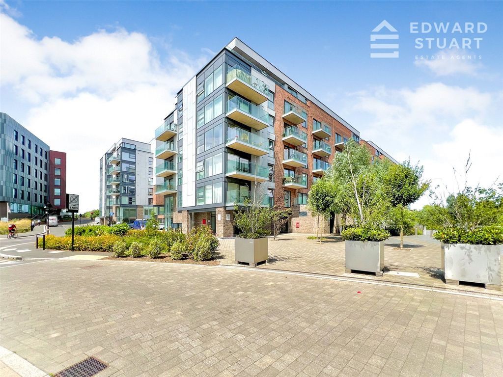 2 bed flat for saleKitson House, East Station Road, Peterborough, Cambridgeshire PE2
