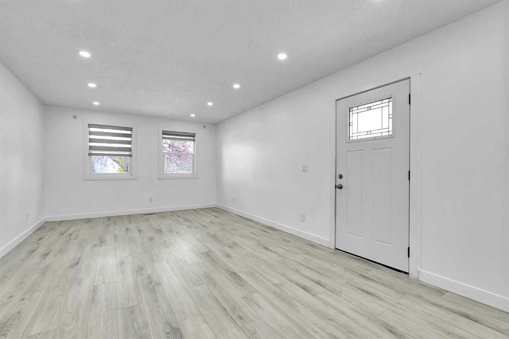 Additional image 4 of 611 Penbrooke Road SE, Calgary, AB, T2A 3S9