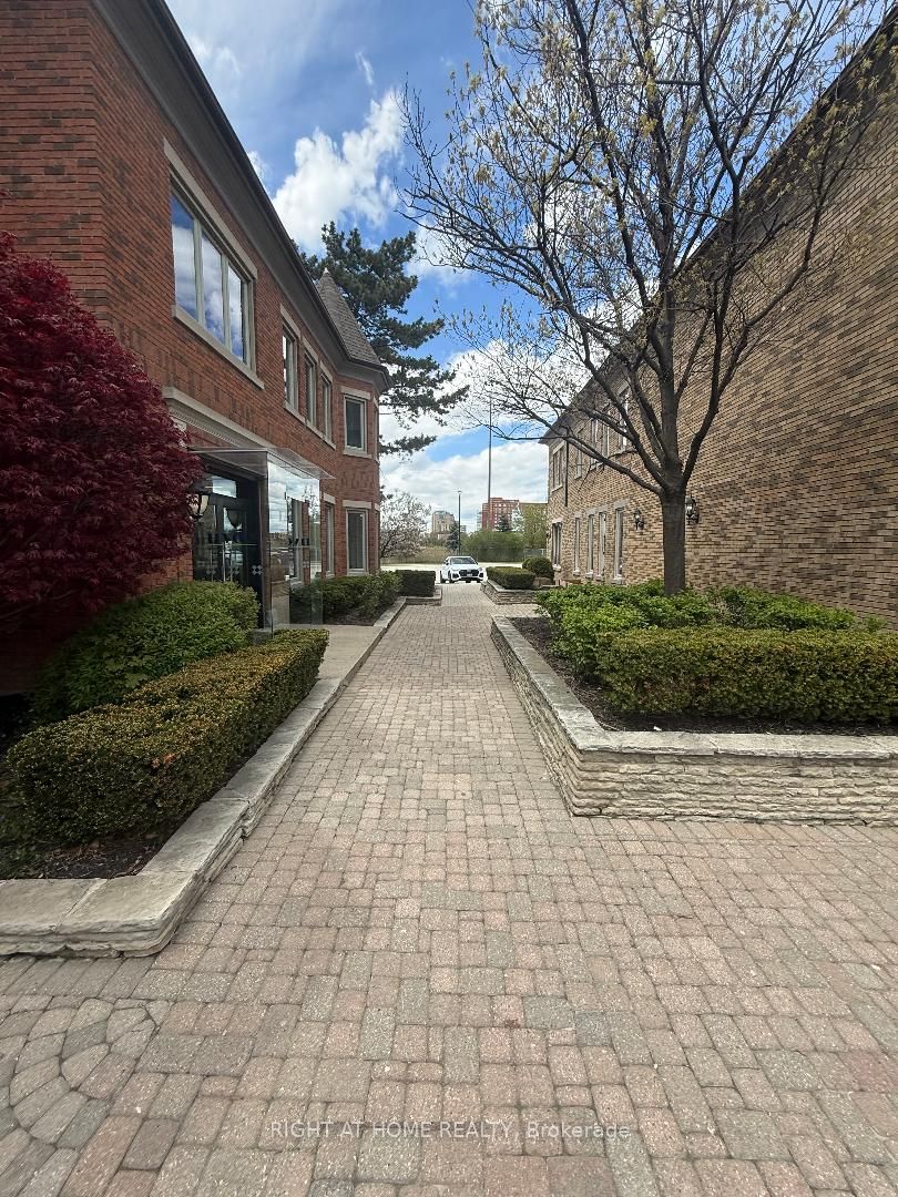 Additional image 2 of LOWER-4304 Village Centre Court, Mississauga, ON, L4Z 1S2