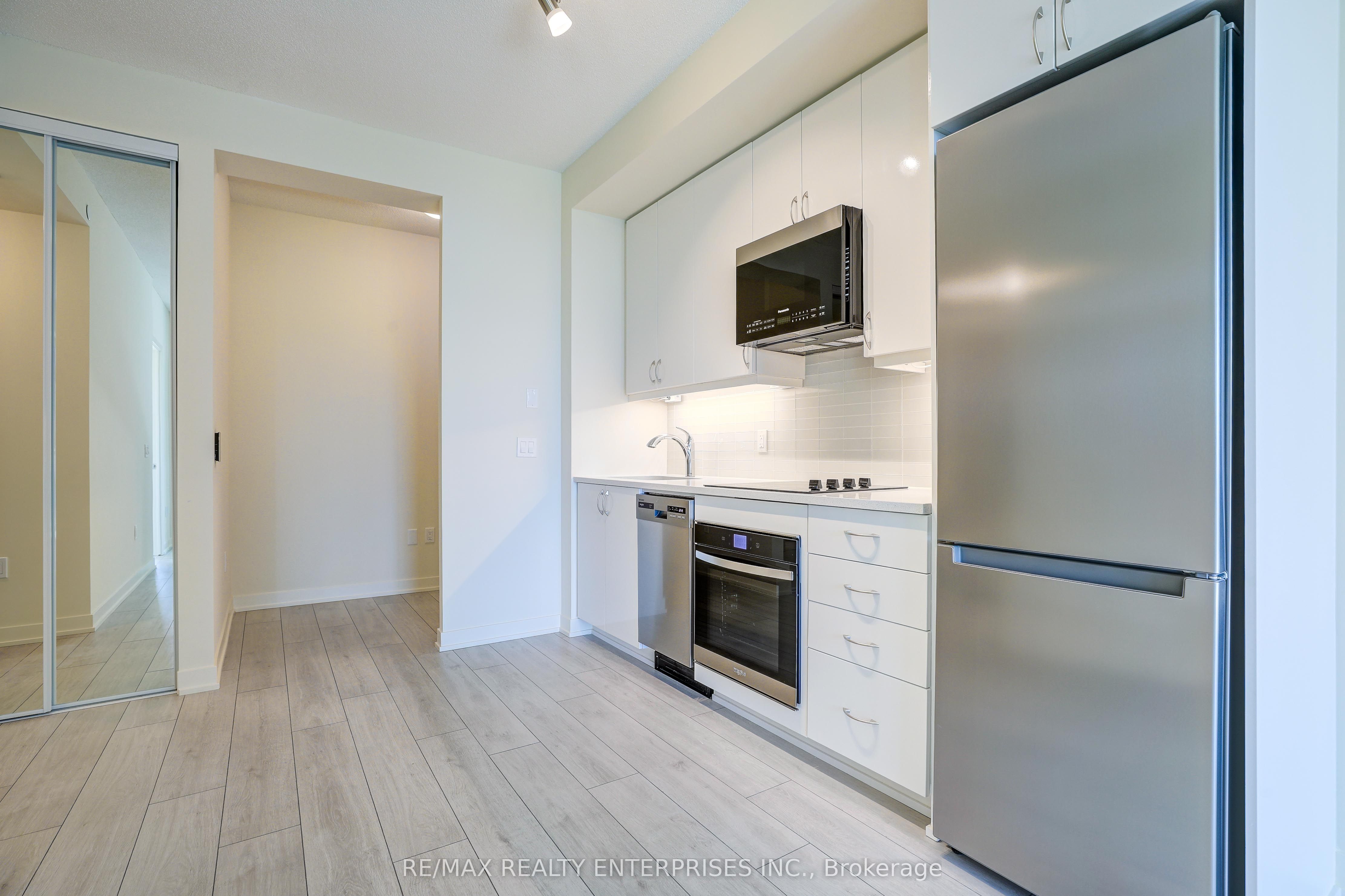 Additional image 6 of 3707-38 Annie Craig Drive, Toronto, ON, M8V 0G9