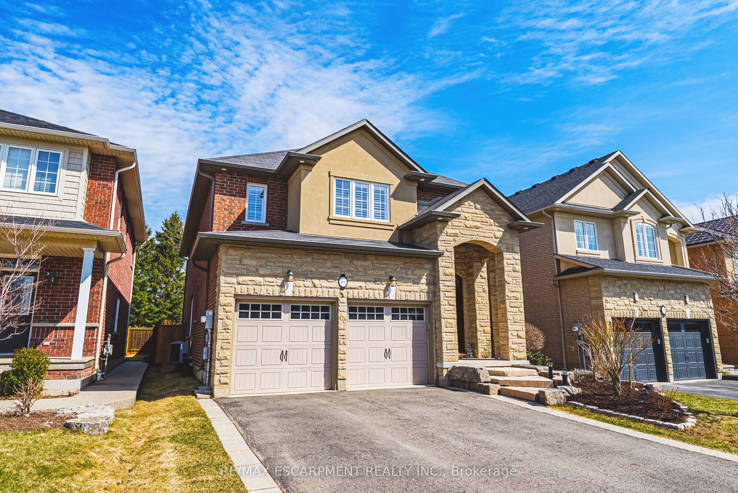 405 Valridge Drive, Hamilton, ON, L9G 0B2