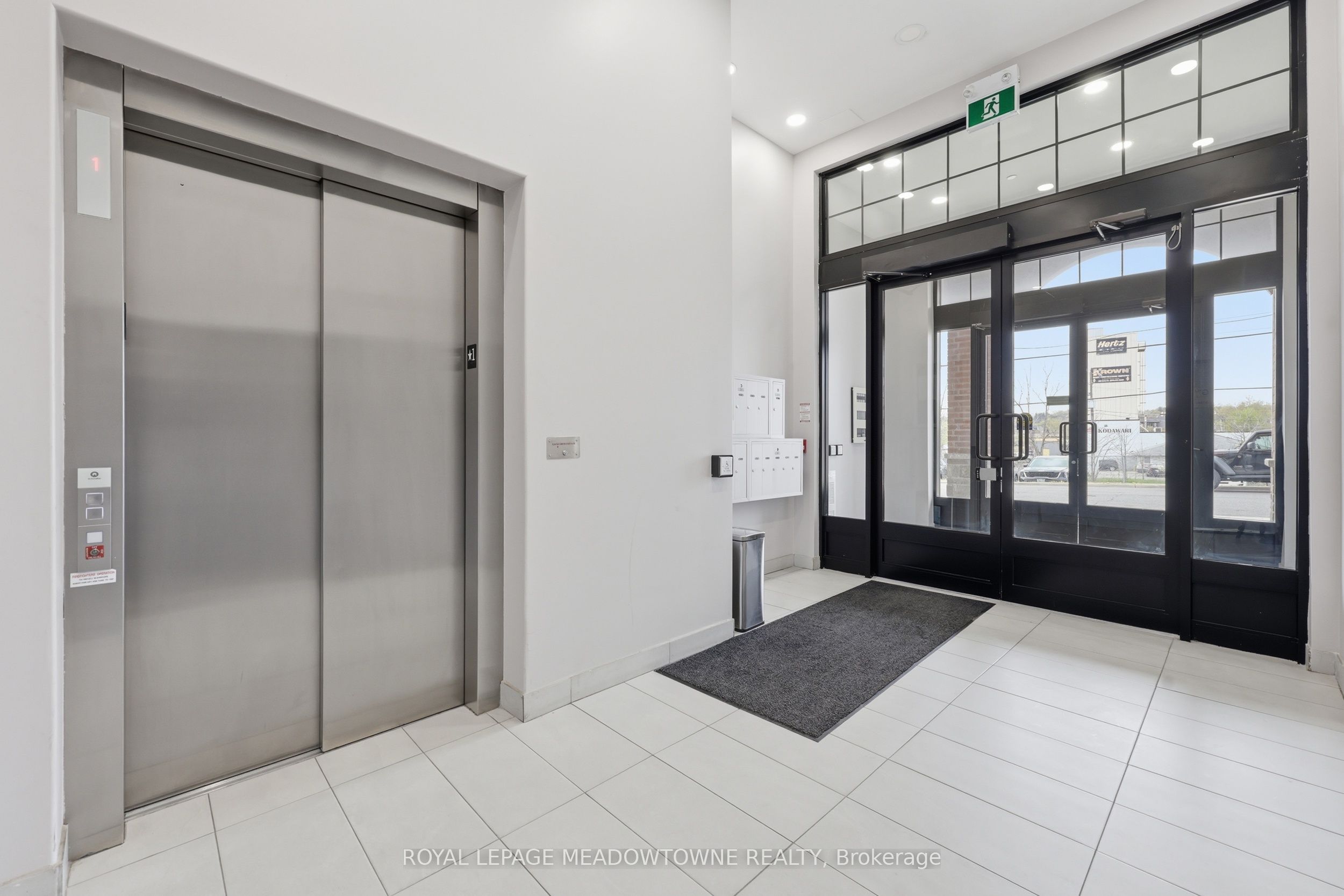 Additional image 5 of 203-215 Broadway Street, Mississauga, ON, L5M 1J1