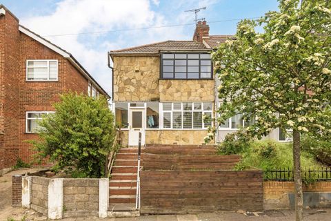 Garland Road, Plumstead SE18