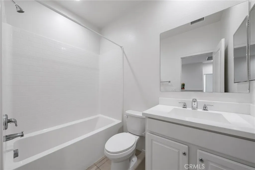 Additional image 50 of 220 W Via Prado Unit 52, Ontario, CA 91762