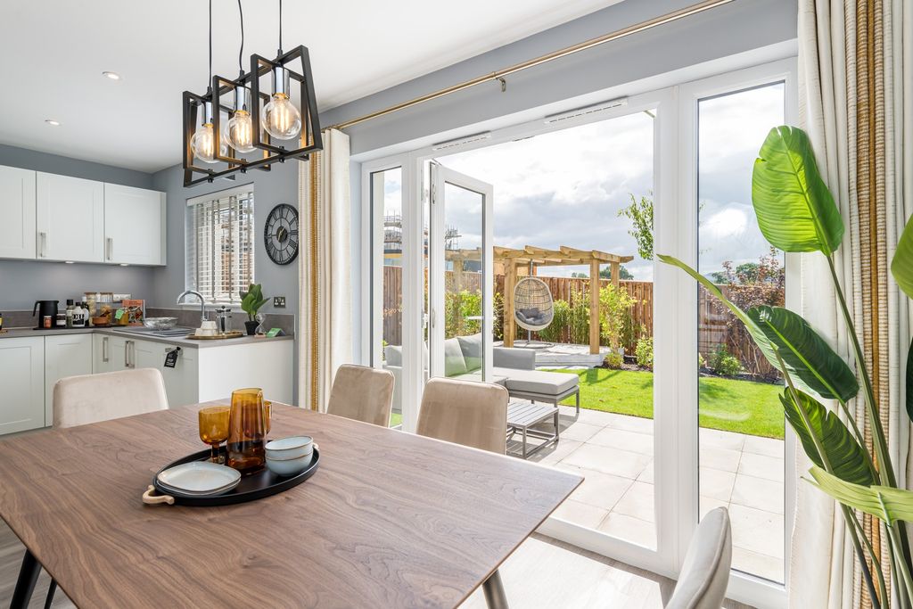 Additional image 4 of 4 bed detached house for sale"Barrie" at Strathaven Road, Hamilton ML3