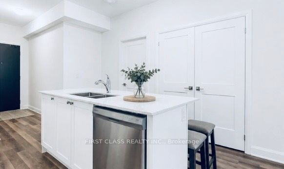 Additional image 5 of 330-50 Lakebreeze Drive, Clarington, ON, L1B 0V9
