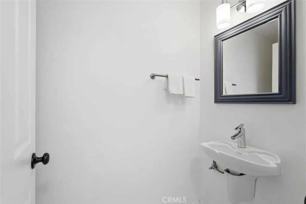 Additional image 21 of 1207 S Catalina Avenue, Redondo Beach, CA 90277