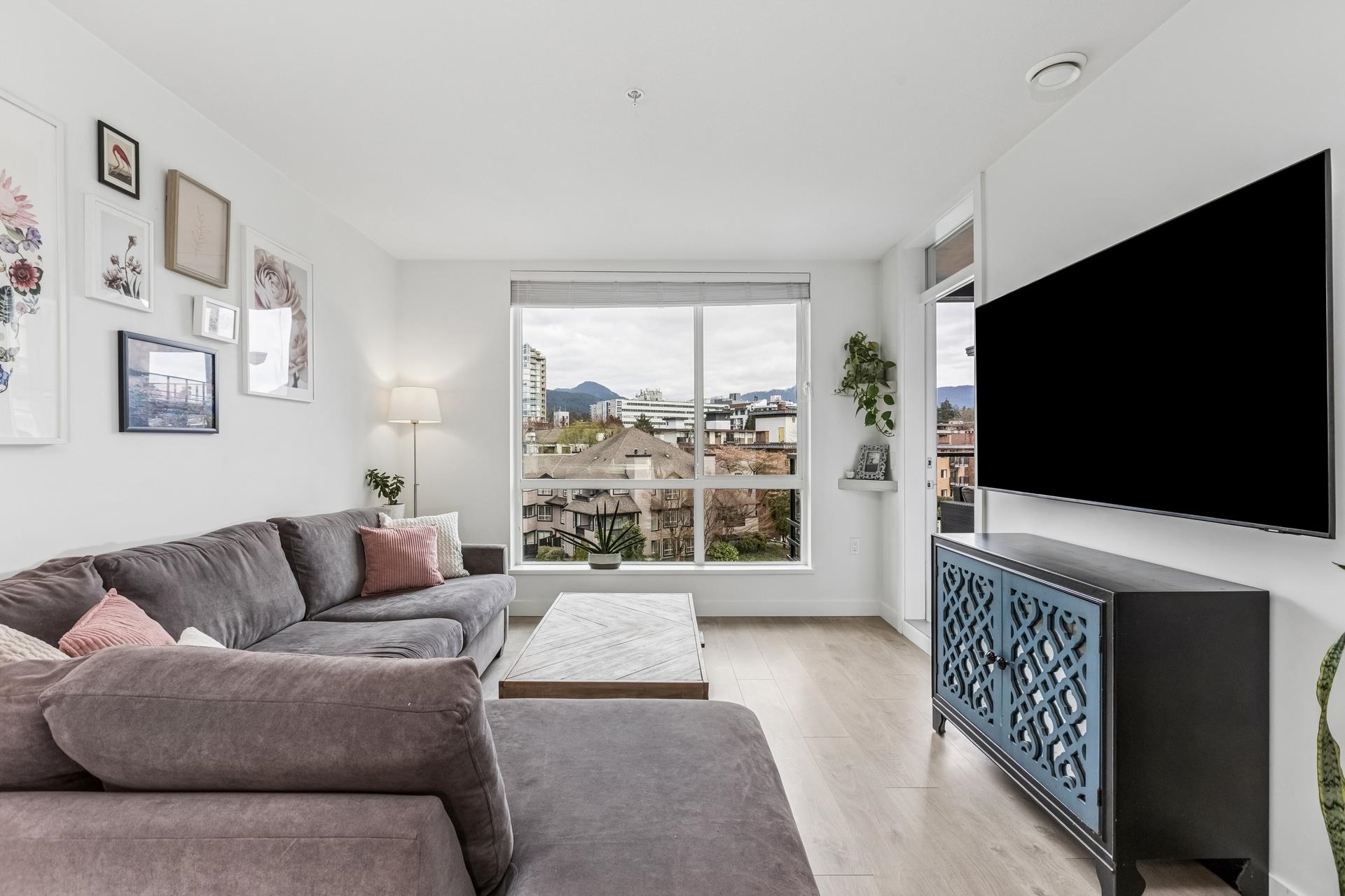 Additional image 3 of 511-108 8th Street E, North Vancouver, BC, V7L 0H1