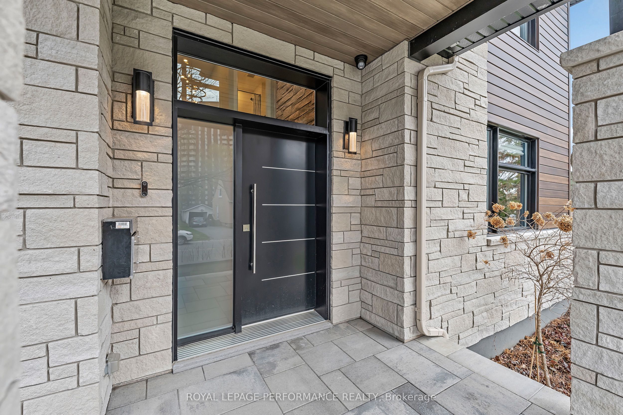 Additional image 3 of 544 Neighbourhood Way, Ottawa, ON, K1G 0J2