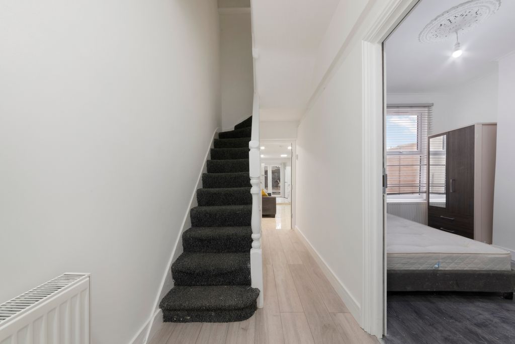 Additional image 3 of 5 bed terraced house to rentBow Common Lane, London E3