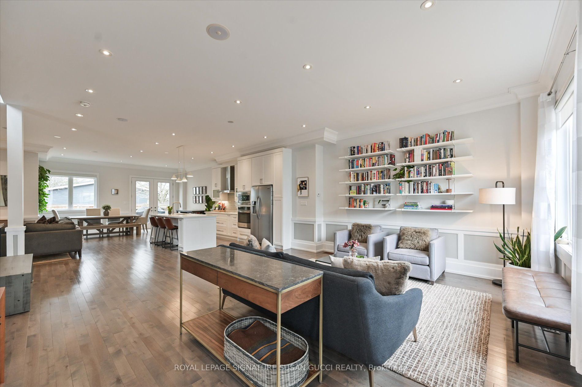 Additional image 4 of 20 Warvet Crescent, Toronto, ON, M4B 1P3