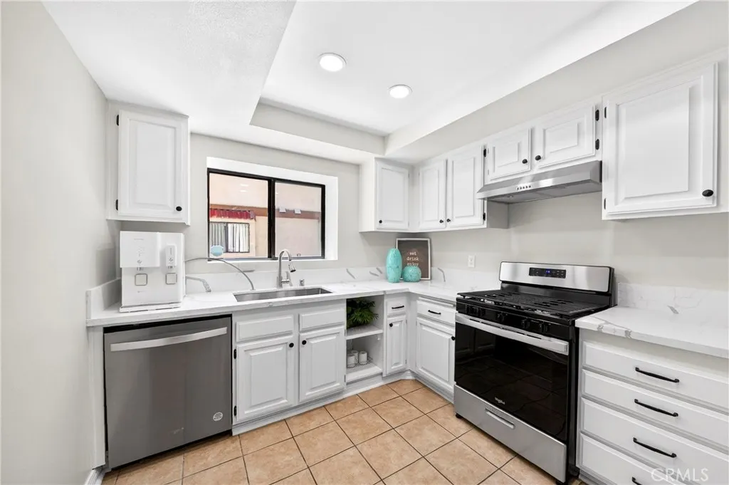 Additional image 12 of 9914 Tweedy Lane Unit C, Downey, CA 90240