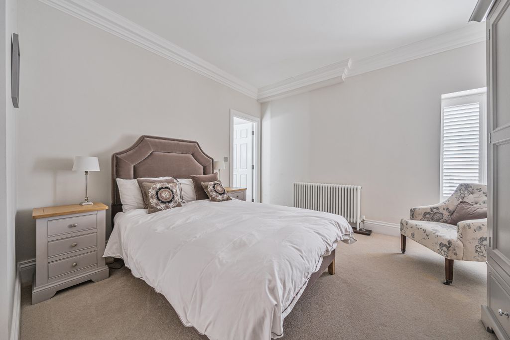 Additional image 5 of 2 bed flat for saleRedcliffe Parade West, Bristol BS1