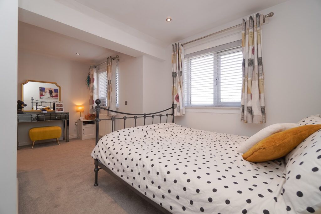 Additional image 13 of 3 bed detached house for sale8 Greenside Road, Hardgate G81